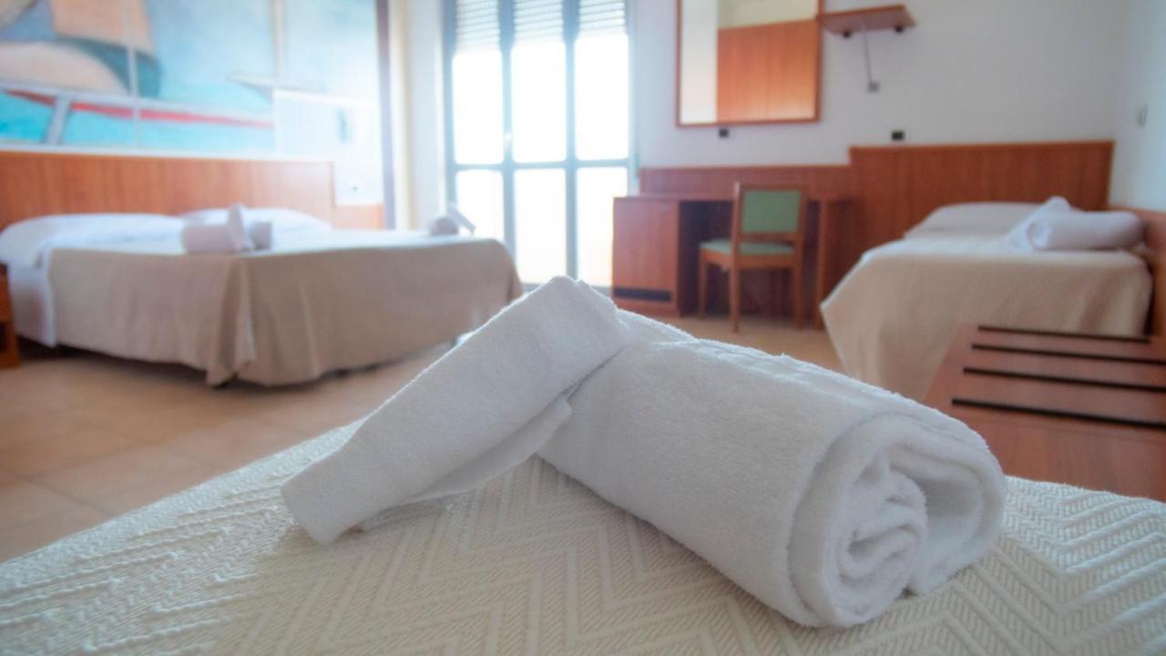 Hotel Royal จูเลียโนวา ภายนอก รูปภาพ